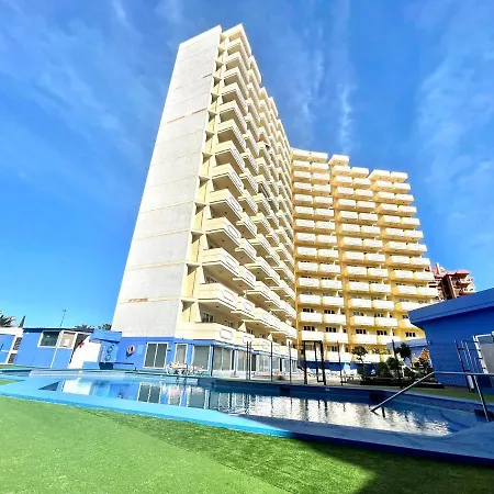 Apartment With Ocean Views In Playa Jardin *