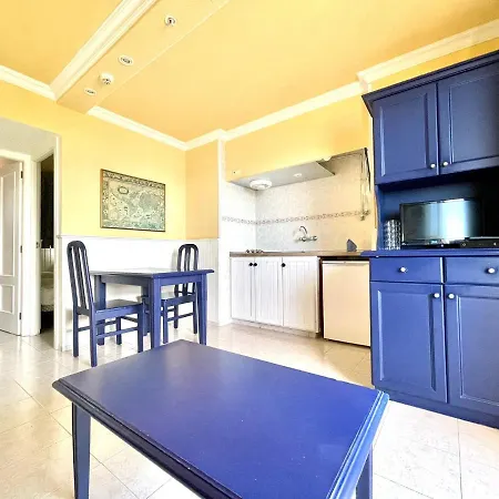 Daire Apartment With Ocean Views In Playa Jardin *