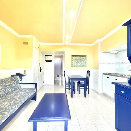 Apartment With Ocean Views In Playa Jardin Lejlighed *