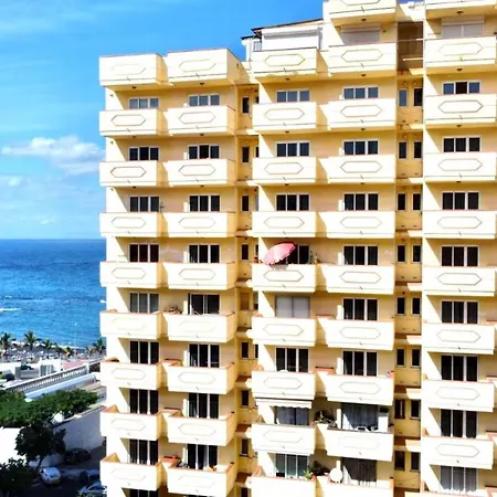 Apartment With Ocean Views In Playa Jardin Lejlighed *