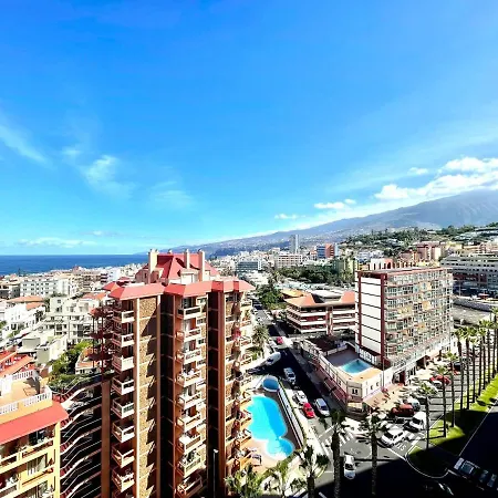 Apartment With Ocean Views In Playa Jardin *
